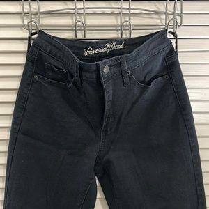 Black Universal Thread jeans
